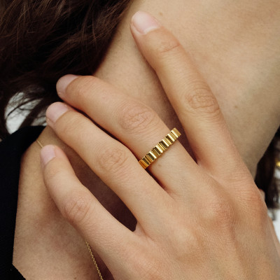 Кольцо Memphis, желтое золото 18 карат, 4 мм 